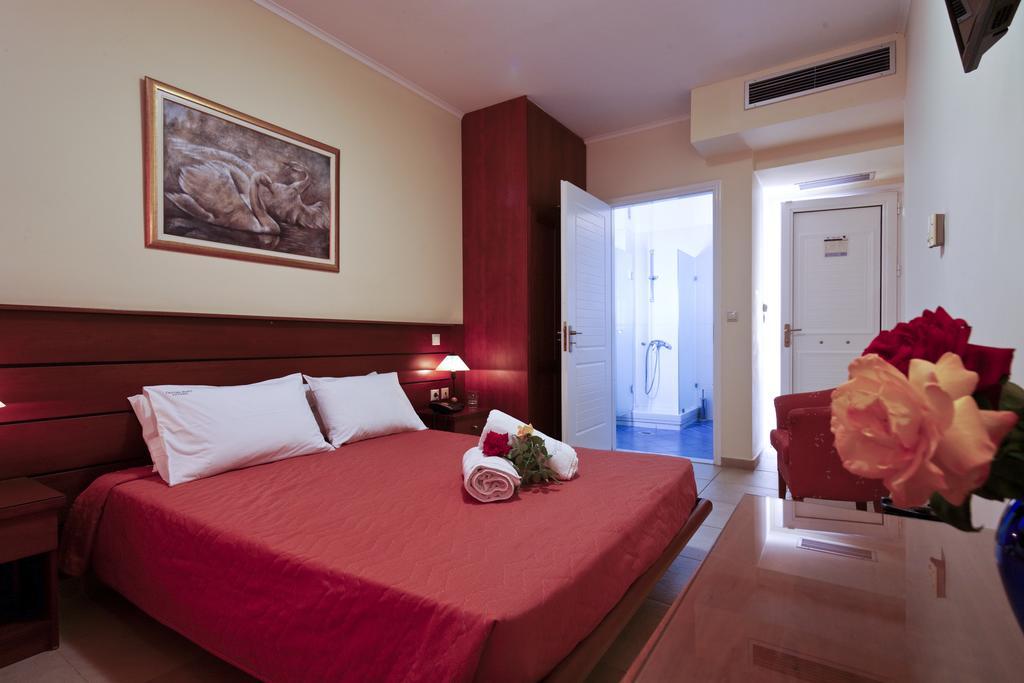 Hotel Cristina Maris 루트라키 외부 사진