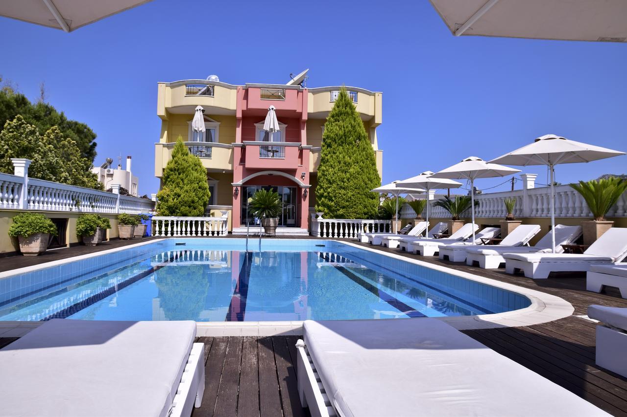 Hotel Cristina Maris 루트라키 외부 사진